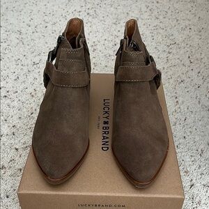 Lucky Brand Green Ankle Booties Suede